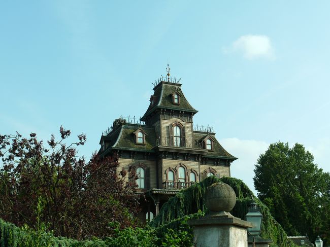 これが、ホーンテッドマンションです。<br />ここに住み着いているのは　花嫁の亡霊です。