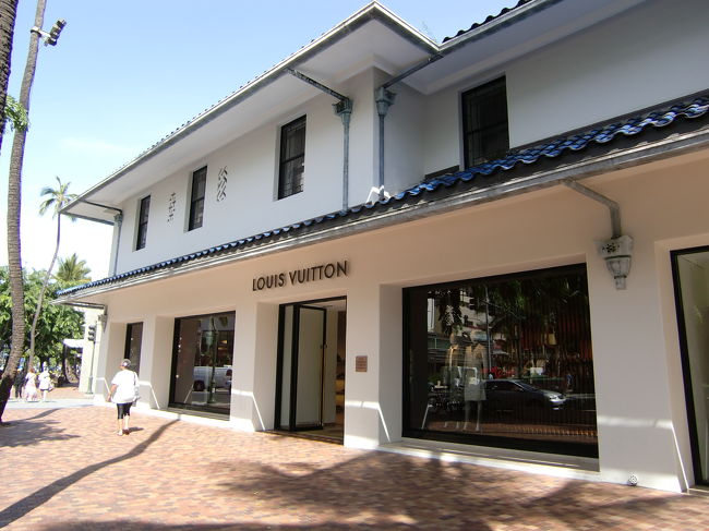 ヴィトン。<br />屋根が瓦で日本風。