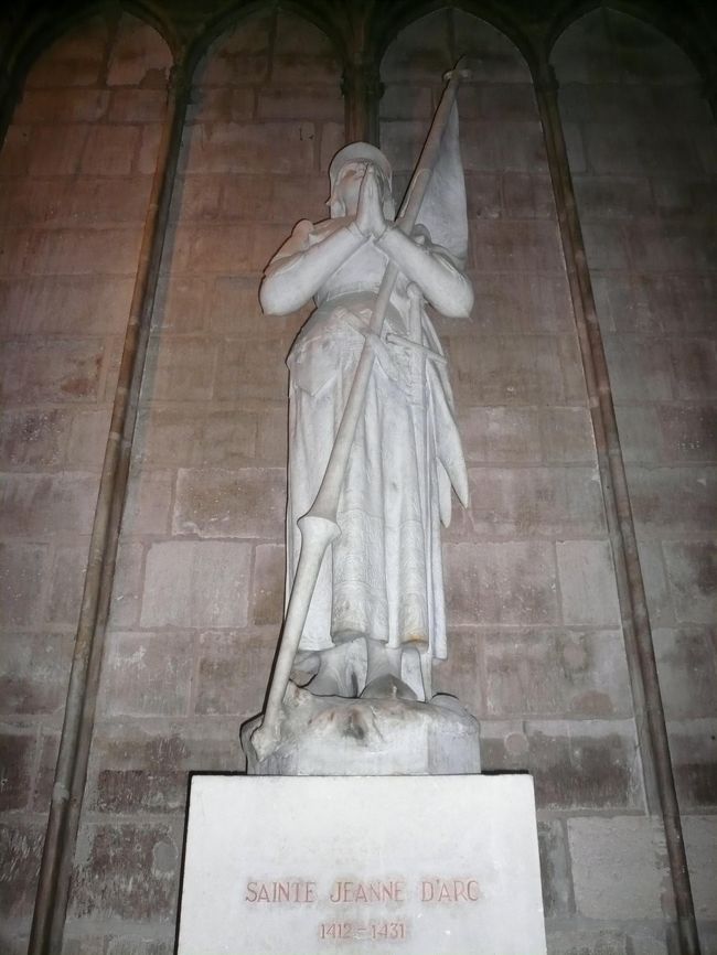 ジャンヌ・ダルクの像