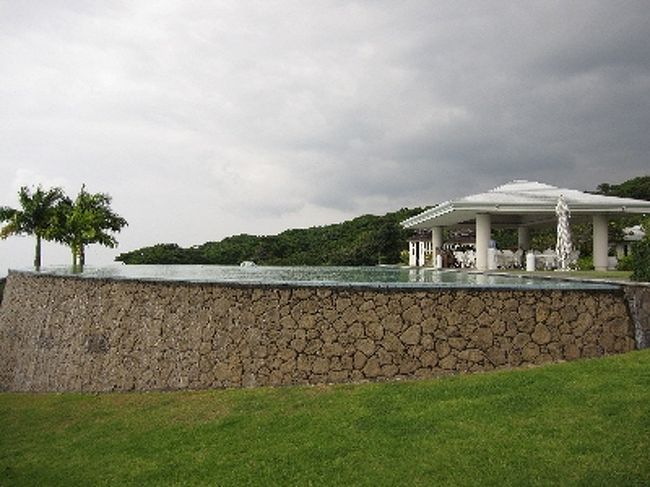 ワイコロアから車で1時間弱。<br /><br />ドトールのコーヒー農園へ。<br />沢尻エリカが結婚式をしたところ。<br /><br />人も少なく、高台でとっても気持ちよかった！