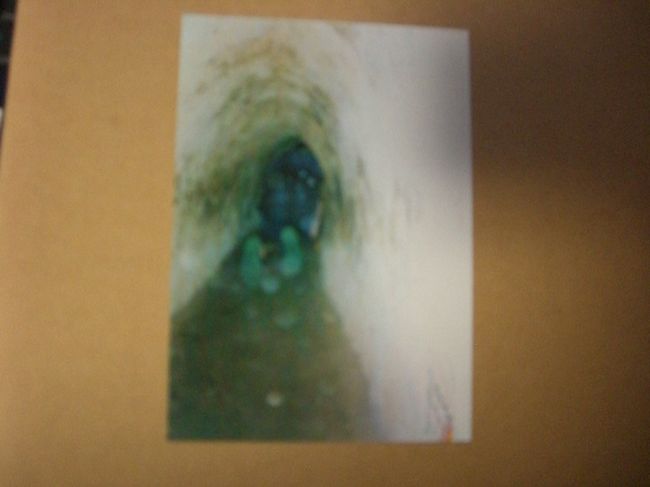 クチトンネル内部<br /><br />酸素が薄く緊迫感があります