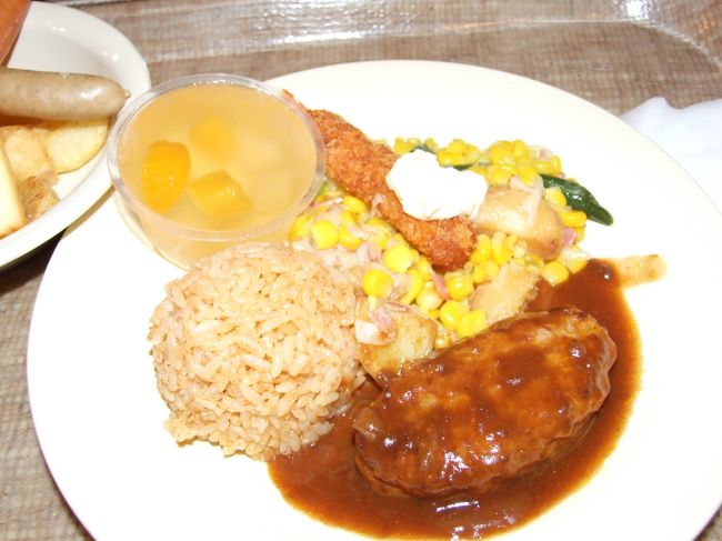 ハンバーグランチです。