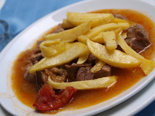 トルコに到着して１番に食べたもの。<br />ロカンタで。