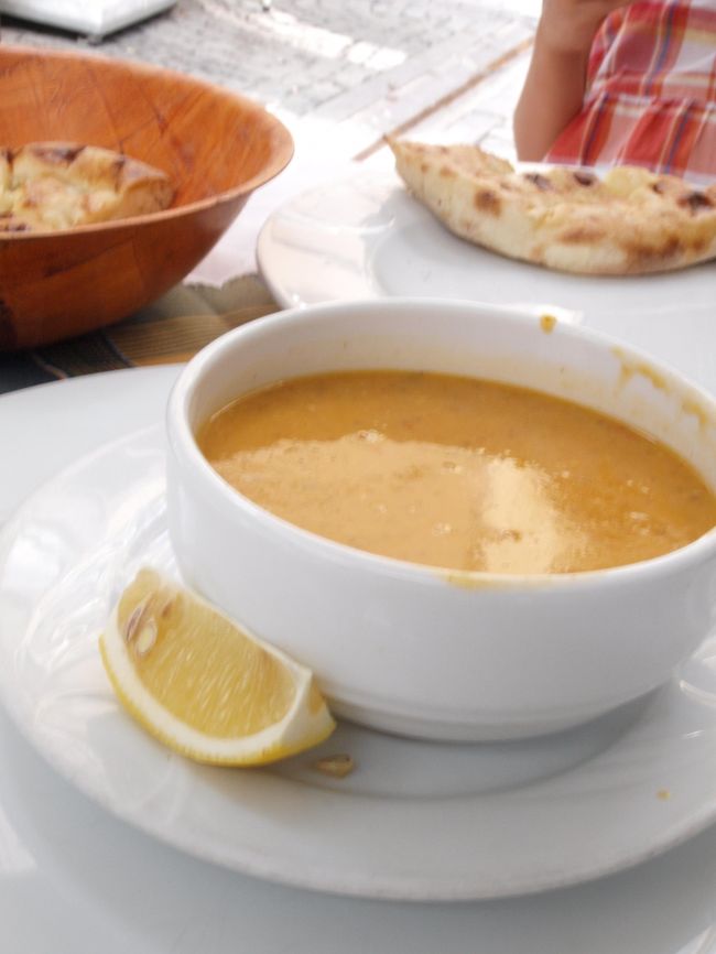 レンティルスープ。大好物のレンズ豆のスープです。