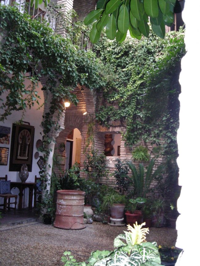 シナゴガの隣にあるアンダルシア博物館。<br />(入場料・1人・2.5ユーロ)<br /><br />昔の人々の生活を知ることが出来ます。<br />