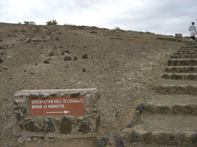 登るにつれて、お話が進んでいきます。