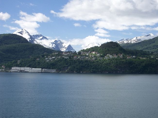 だんだん湾はせまくなっていきます。