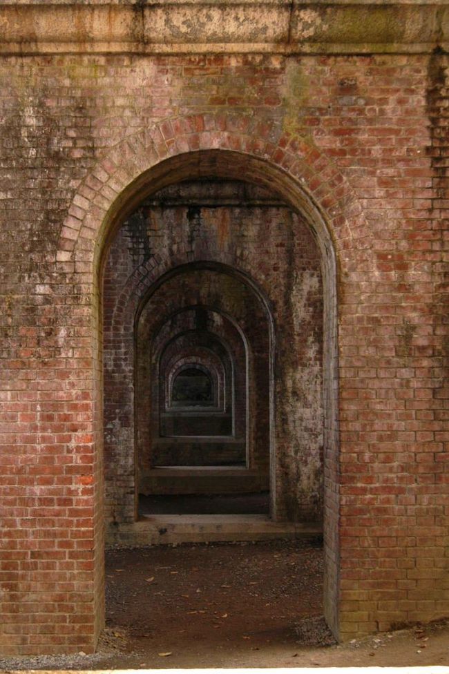 疎水の基礎部分。　<br /><br />人がいない時を狙って。　<br /><br />南禅寺にて<br />