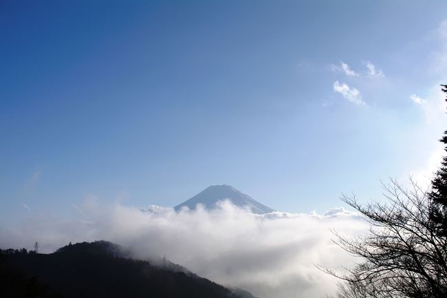 2009/11/25午後の富士山。三つ峠より。
