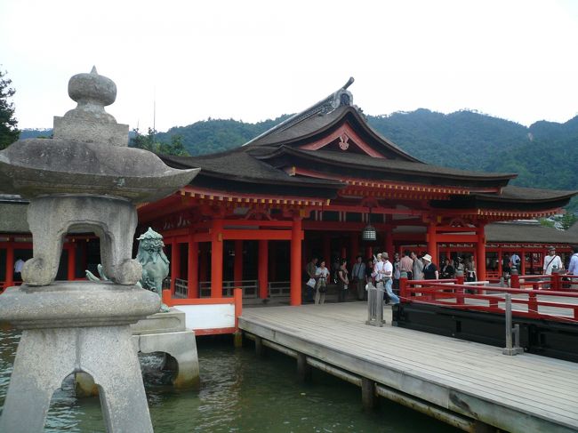 平舞台　（国宝）<br /><br />高舞台に対し平らなところを平舞台といいます。