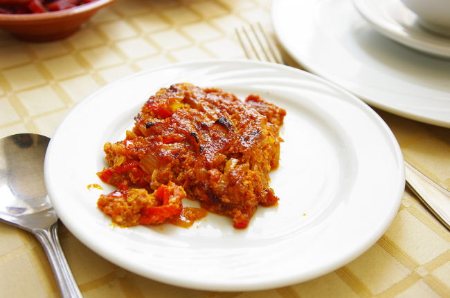 お昼の前菜。<br /><br />赤が食欲をそそる。