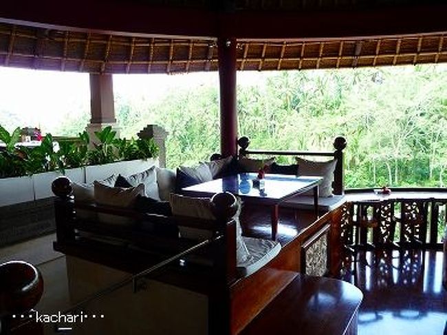 <br />スパ＆ハイティープランで予約していたので、まずはハイティーから♪