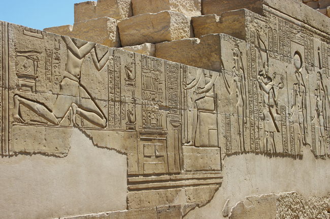 壁画＠コムオンボ。<br /><br />午前中は、光がいいですね。