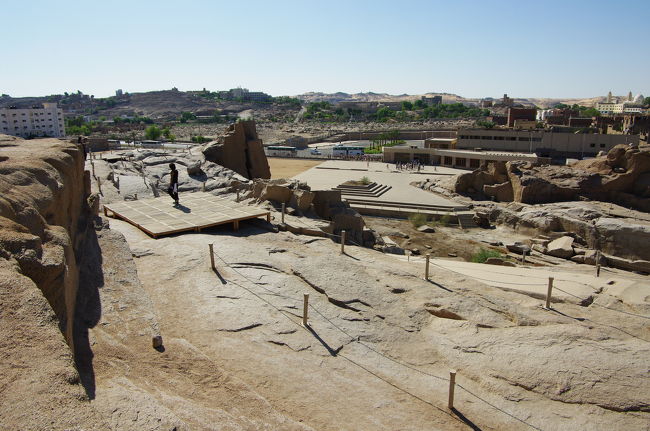 石切り場跡、頂上付近に到着！<br /><br />ちょっと逆光気味ですが・・・。