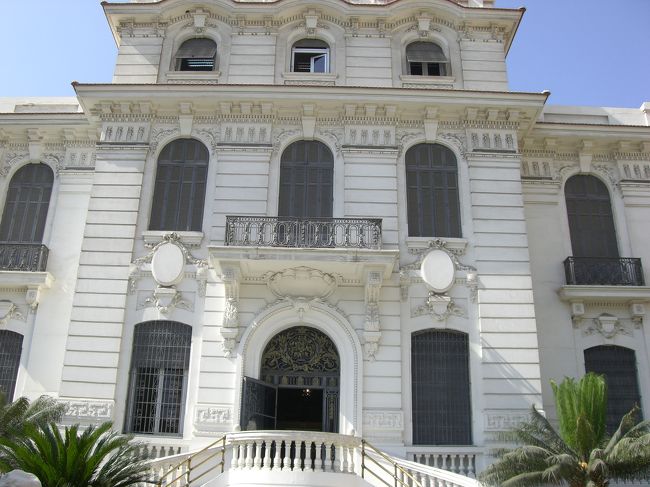 アレキサンドリア博物館。<br />写真撮り放題（！）です<br /><br />てなわけで、いろいろとってきましたー