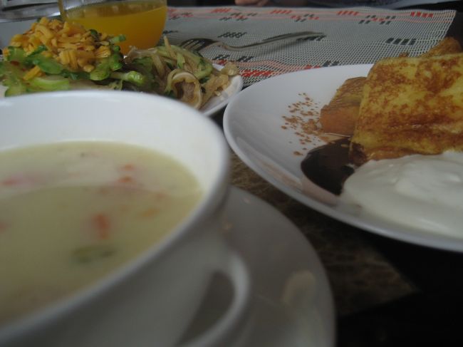 別の日の朝食<br /><br />この日もしっかり食べます！！