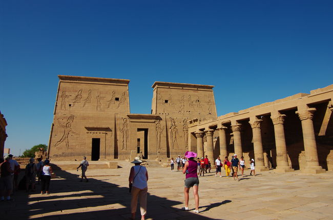 イシス神殿の本殿。 