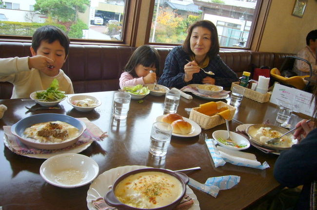 途中、清里でお昼をいただきます。