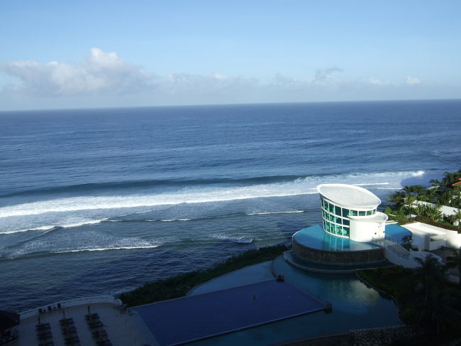 4日目にして待望の快晴！<br />グアムの空ってこんなに青かったんですね。<br />そして暑い！