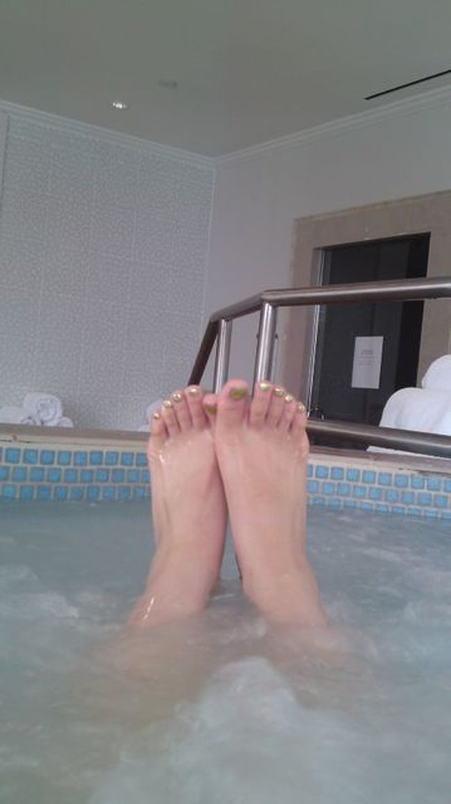 この日から、５泊中、４日はこのスパに通い続けました。だっていつ行っても貸切状態だし（笑）ジャクジー好きだし！（笑）ちなみにマッサージなしでも利用可能で、ジャグジーだけの利用だと４２ドルとか？だったかな？