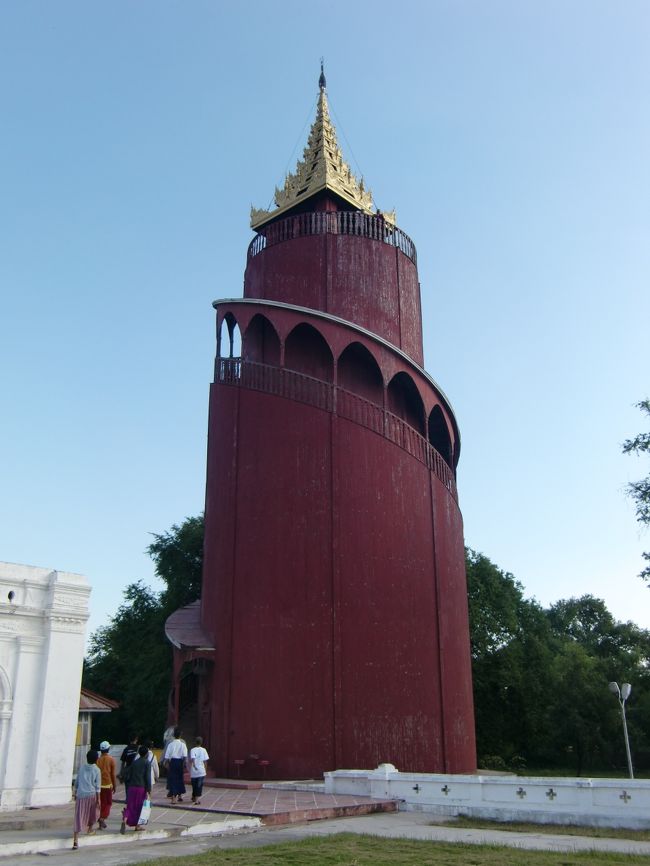 ってことで登ってみるか。<br />またまた、旅人の条件反射。