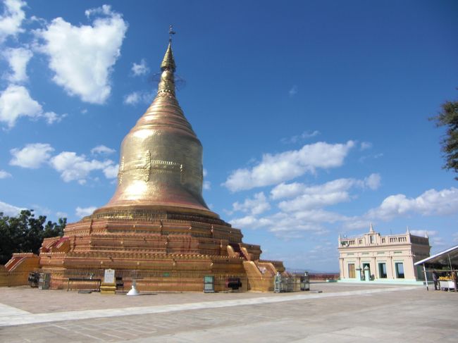 イワラジ河沿いのローカナンダーパヤー。ここでニューバガン地域のバガンが終わりとなります。