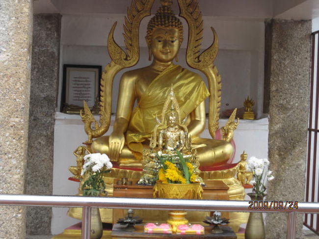 このお寺の守護神と思われる。