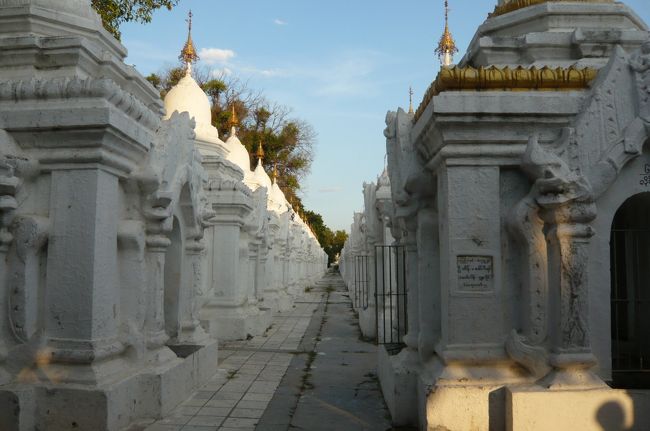 シェナンドー僧院には　７２９もの石盤が残っています。