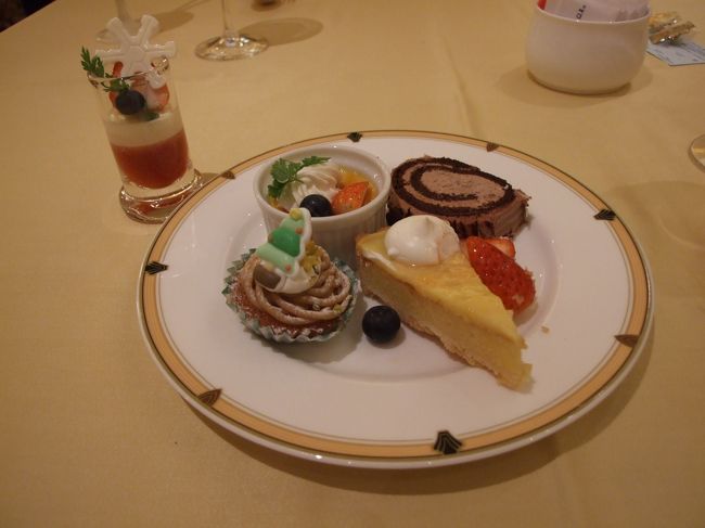 気をとりなおしてデザートです。<br />