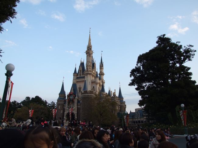 シンデレラ城は今日もきれい。<br /><br />