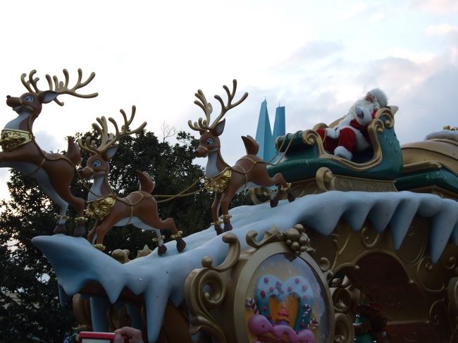 サンタさん。<br /><br />うちにはサンタさん来ないかな。<br /><br />できれば、韓国行きのチケットください。<br />