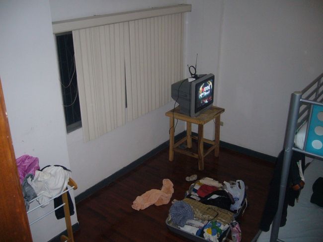 部屋も全然思ったより綺麗<br /><br />この日は興奮しながらも、眠りについた。