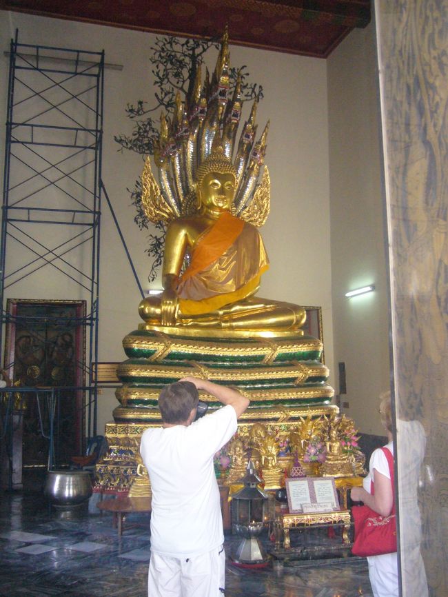 これはまた違う建物の中にいてた。 