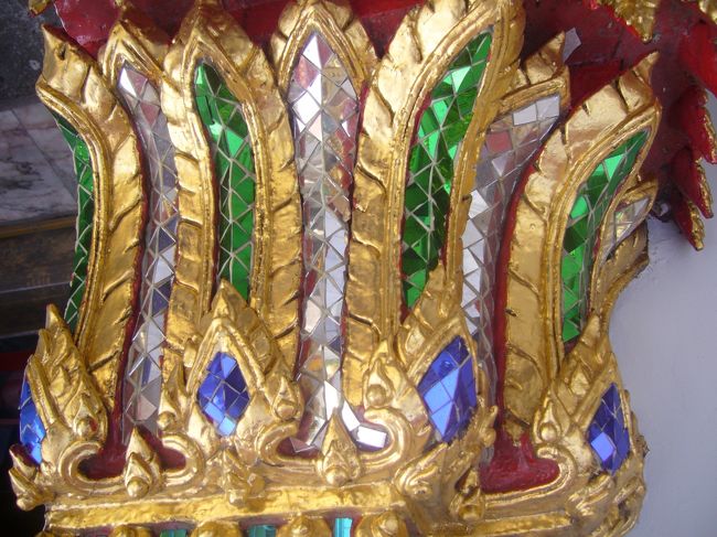 風呂のタイルやん。