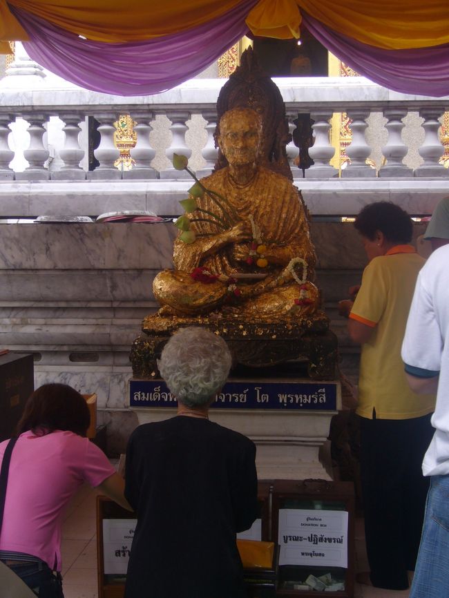 いたるところに