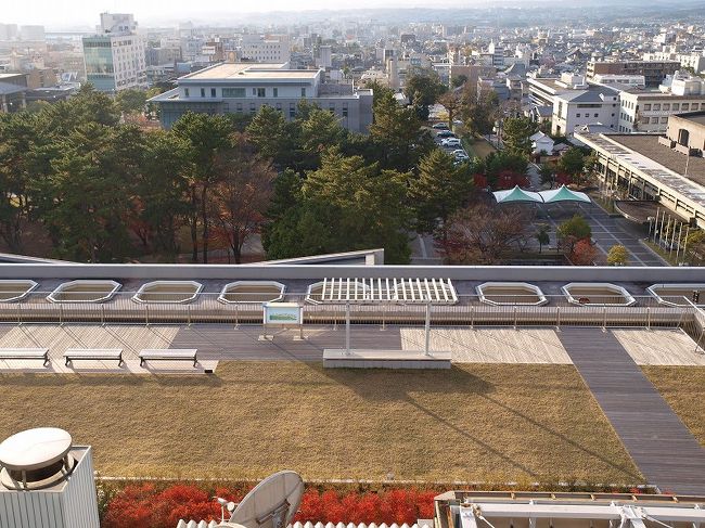 展望室より　<br /><br />屋上を見を　近鉄奈良駅を