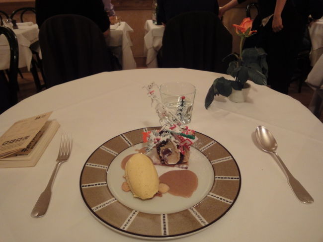 　デザート。21：42撮影。