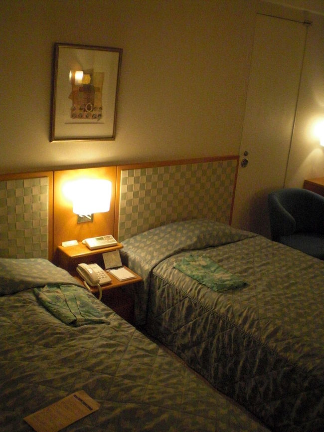 <br />ホテル日航八重山 室内。