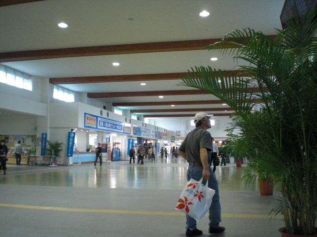 <br />石垣港。ここからいろんな離島へアクセスします。