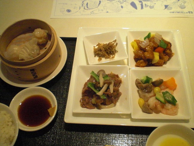<br />日航八重山ホテルで 中華を食べました。<br /><br />