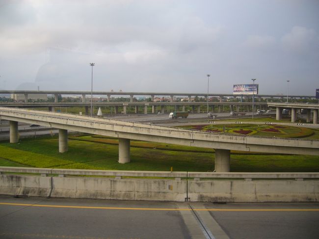 ついに出発。<br />