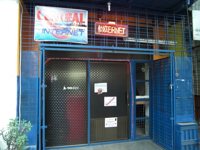 旅行をしている間は軍事政権っぽいところはまったく見受けられませんでしたが、やはり情報統制はあるとのことです。ただし、インターネットが流行り始めてからは外国からすべても情報が入ってきているようです。