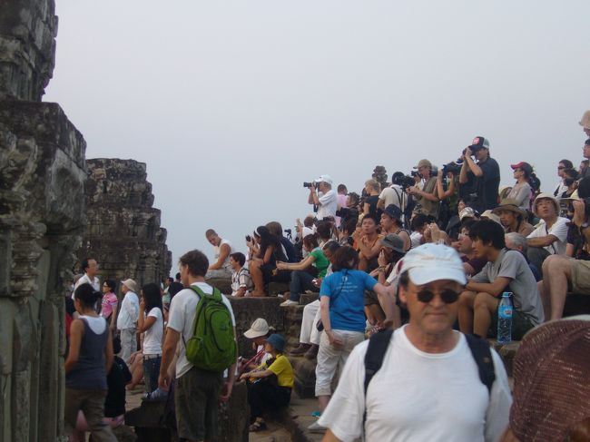 ビューポイントにはうじゃうじゃ。<br />なんかこんなので遺跡とかが傷ついていきそう