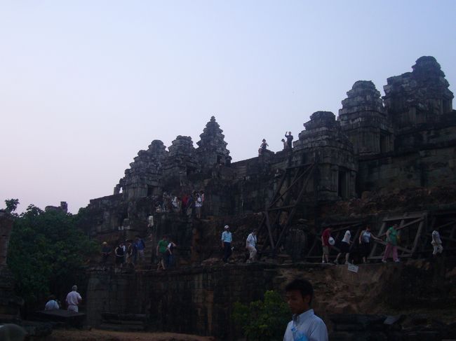 暗くなってきたので