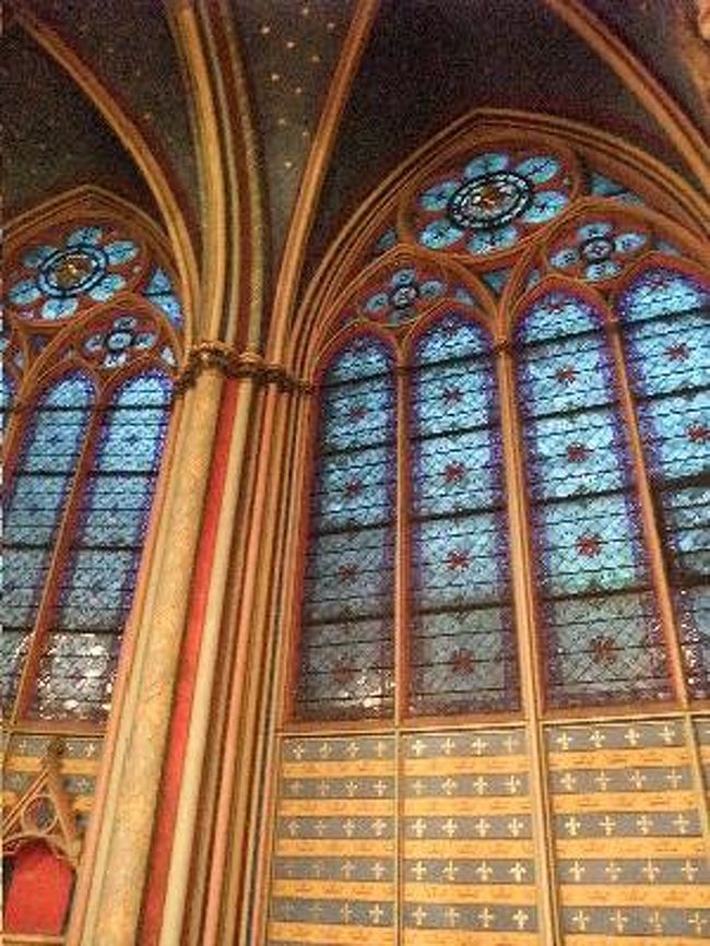 ここも！！<br /><br /><br />こういう模様すきです。<br /><br />・・・かわいい模様たちは予告なくいきなりあらわれるから、気を抜いちゃいけない！