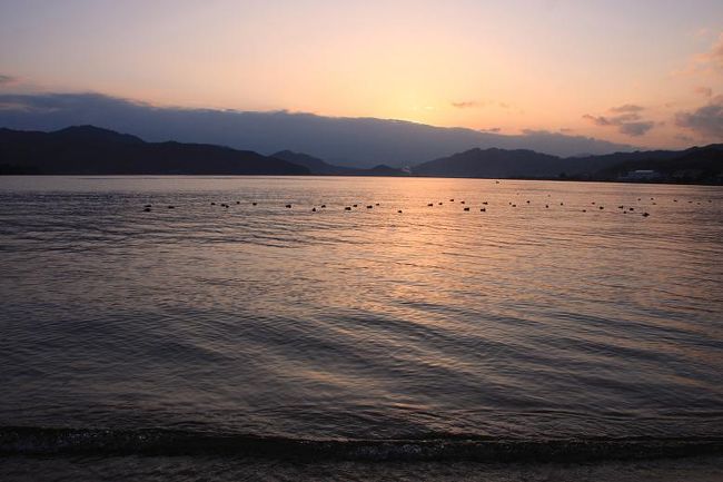 宿泊は天橋立の目の前の新風楼。<br />http://www.shinpuro.com/<br /><br />夕飯は特選かにフルコースをいただきました。