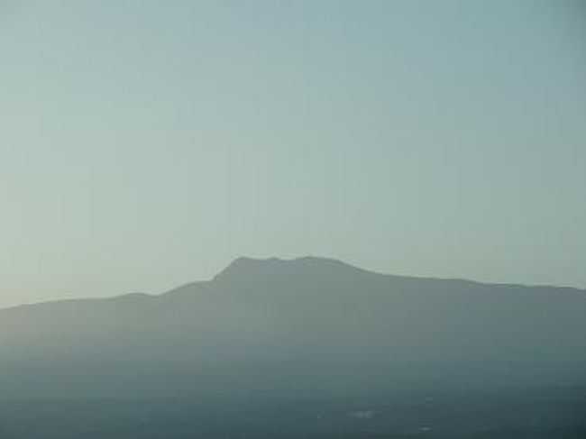 山の名前忘れてしまいましたが・・・<br />女の人の綺麗な横顔に見えるとか・・・