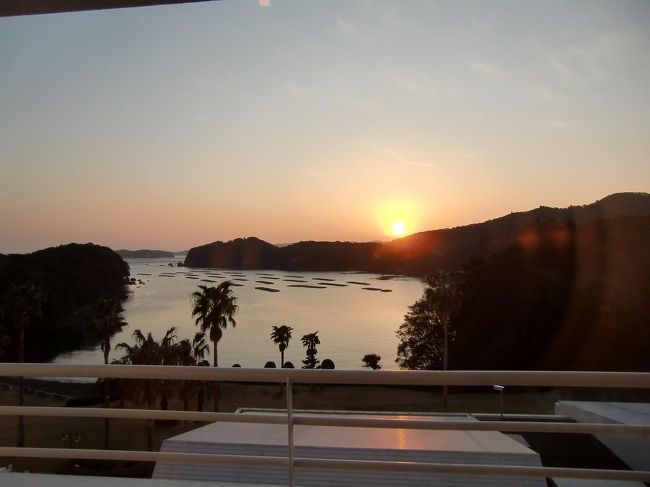 冬の日の出は遅い。朝７時頃、朝日（写真）が昇る。