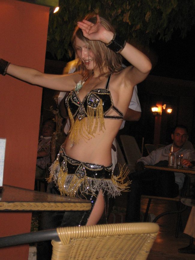 ご存じベリーダンス♪