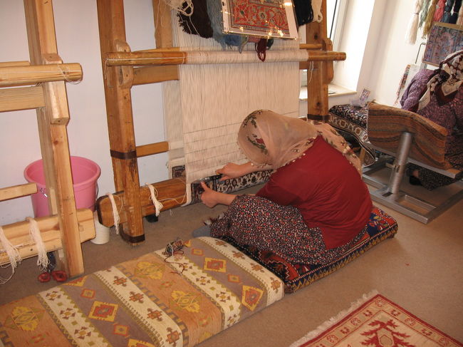 キリムやトルコ絨毯も名産。